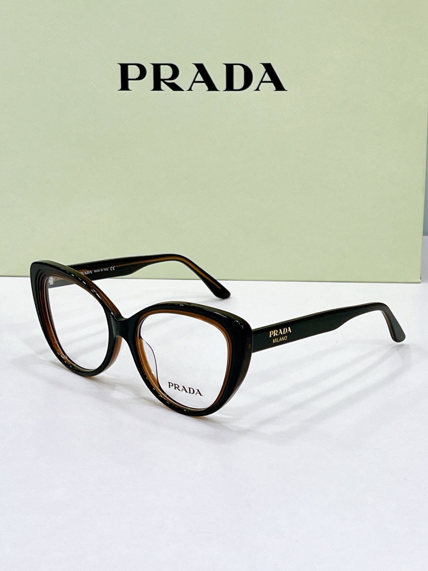 PRADA VPRA13 Size：53口19-145 $1480