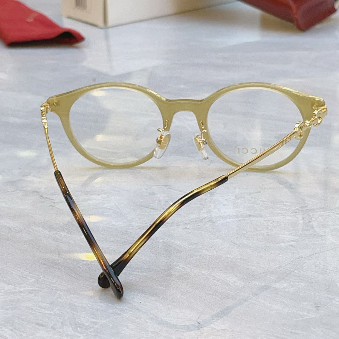 GUCCI 新款太陽眼鏡， ：GG1904OJ，SIZE：52口21-140