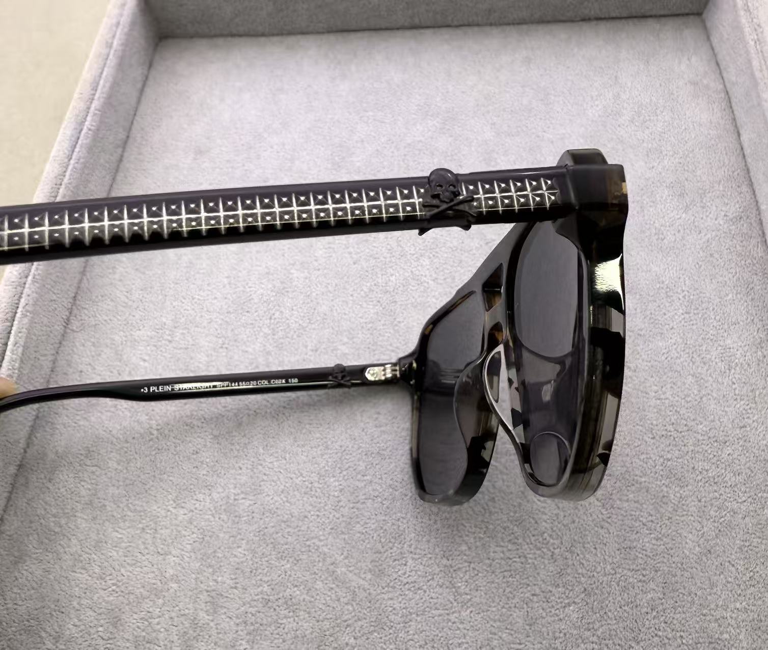 全新Philipp Plein 男女款太陽眼鏡 size：55-20-150