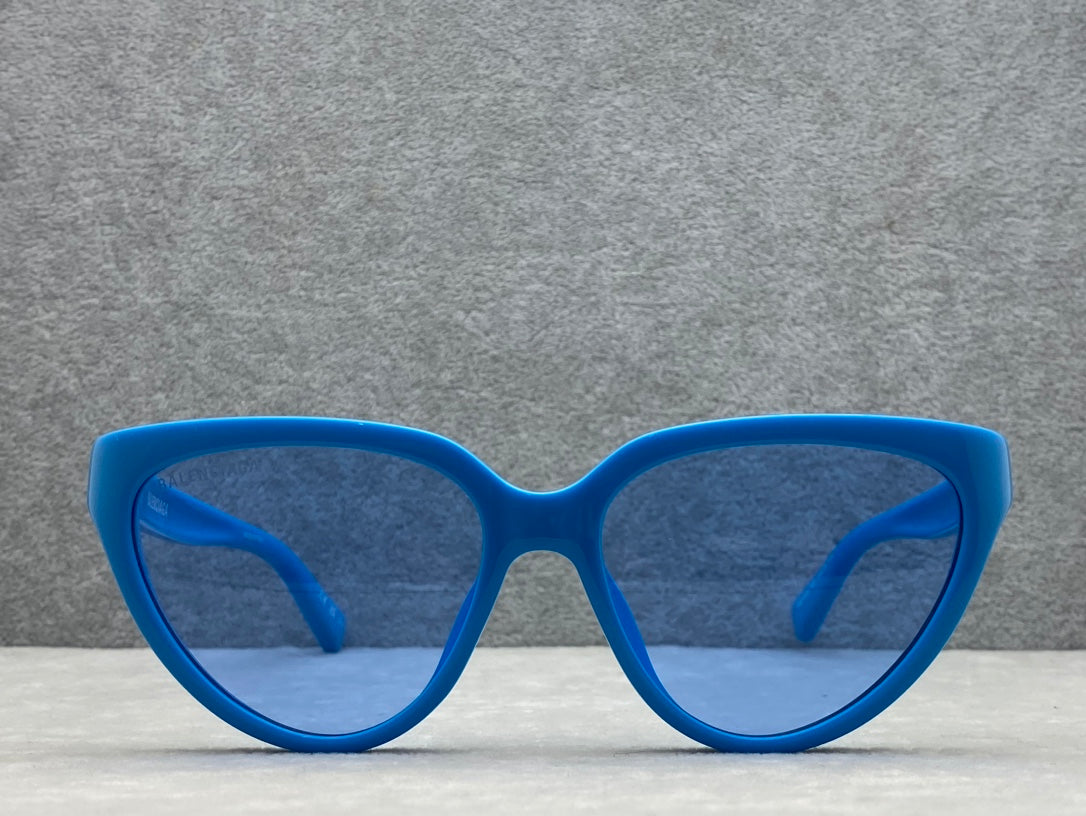 正品 BALENCIAGA 女款太陽眼鏡 size：62-12-140