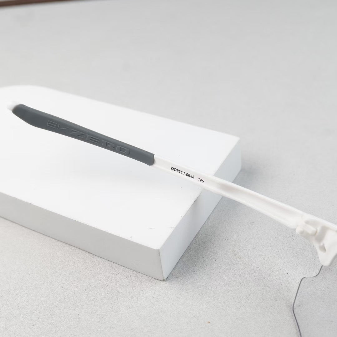 奧克利 運動風太陽眼鏡型號 OO9