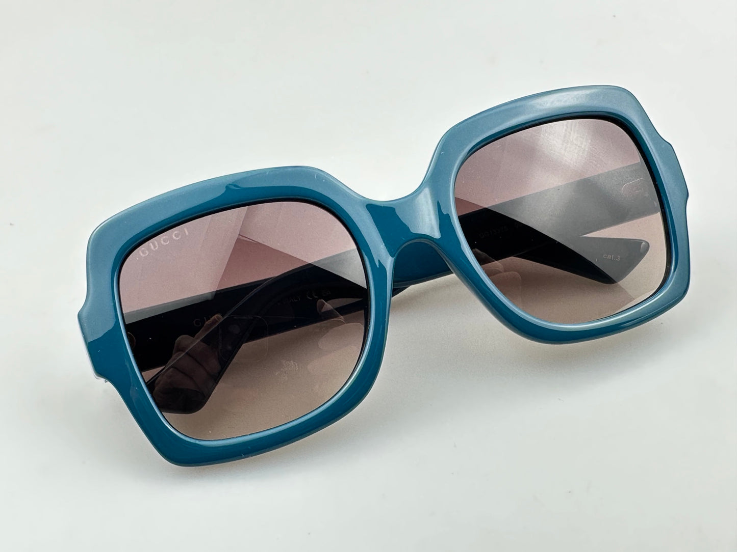 GUCCI  GG1337S