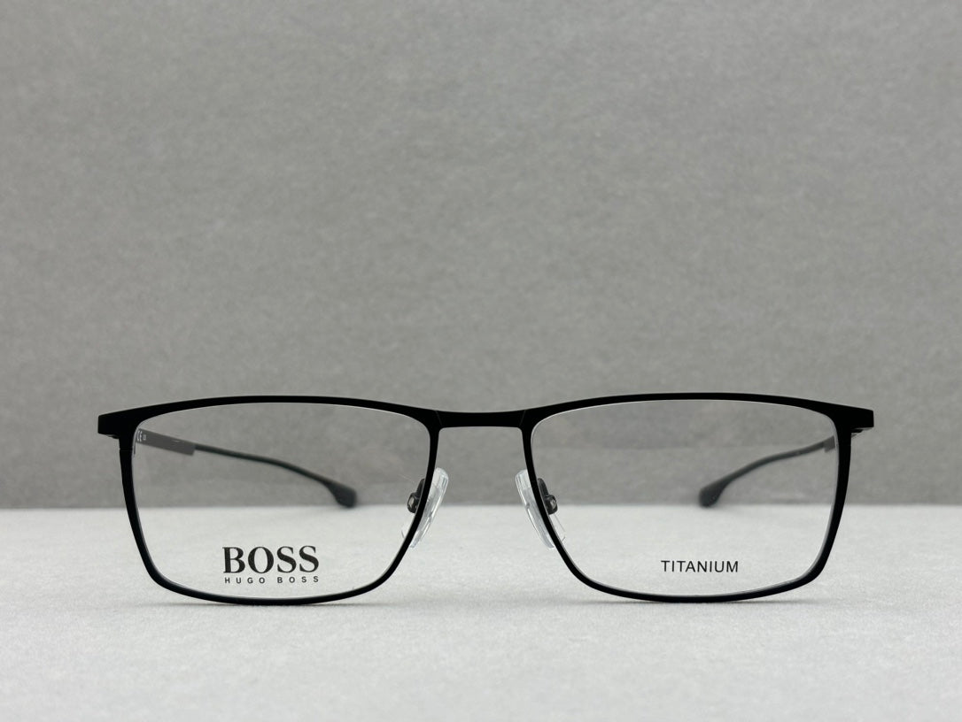 正品 BOSS 男女款商務眼鏡 新品 進口鈦合金 size：55-17-145總寬145框高37