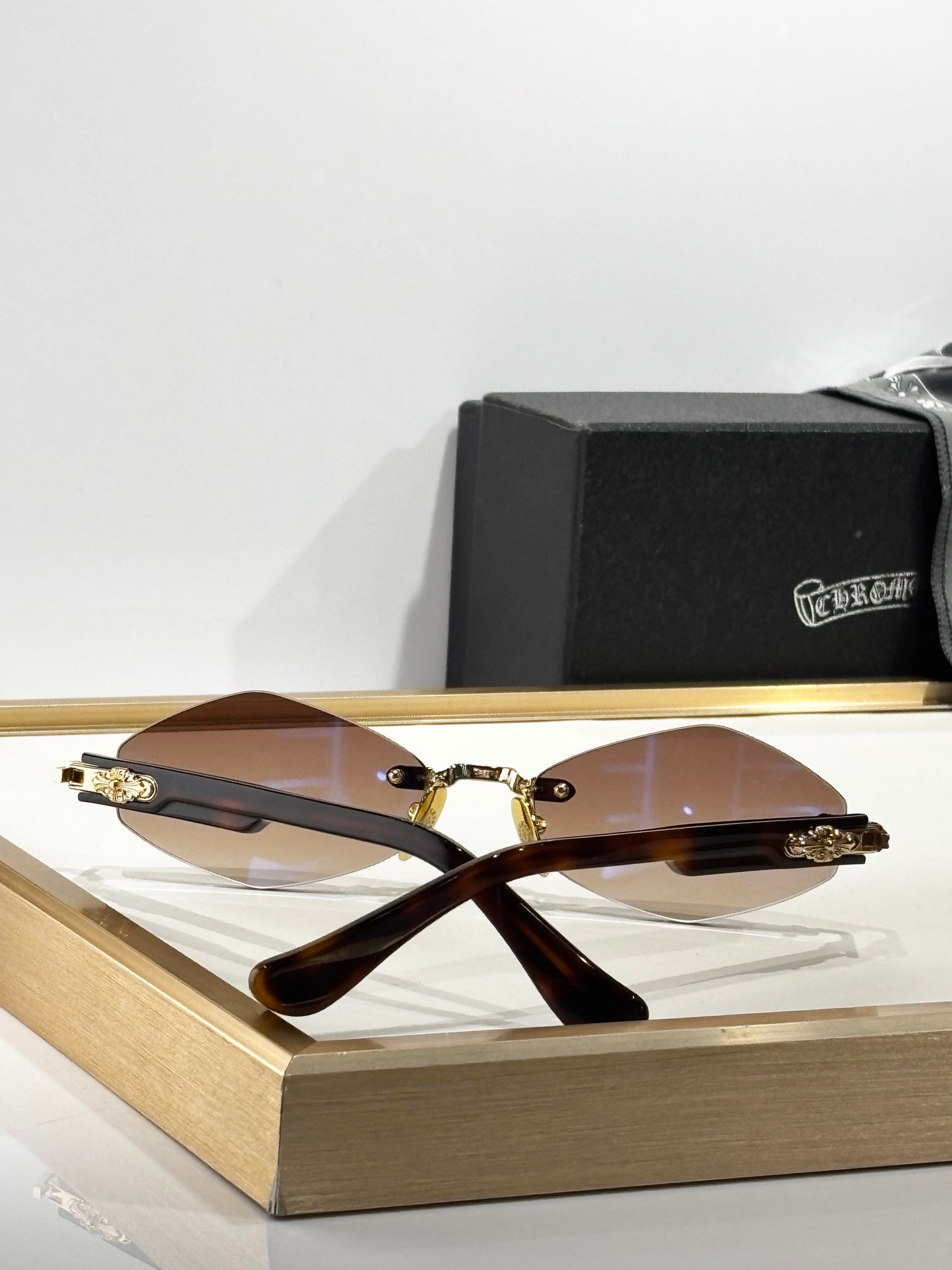 Chrome Heart ：DEPPE I SIZE：59口18-146 茶色
