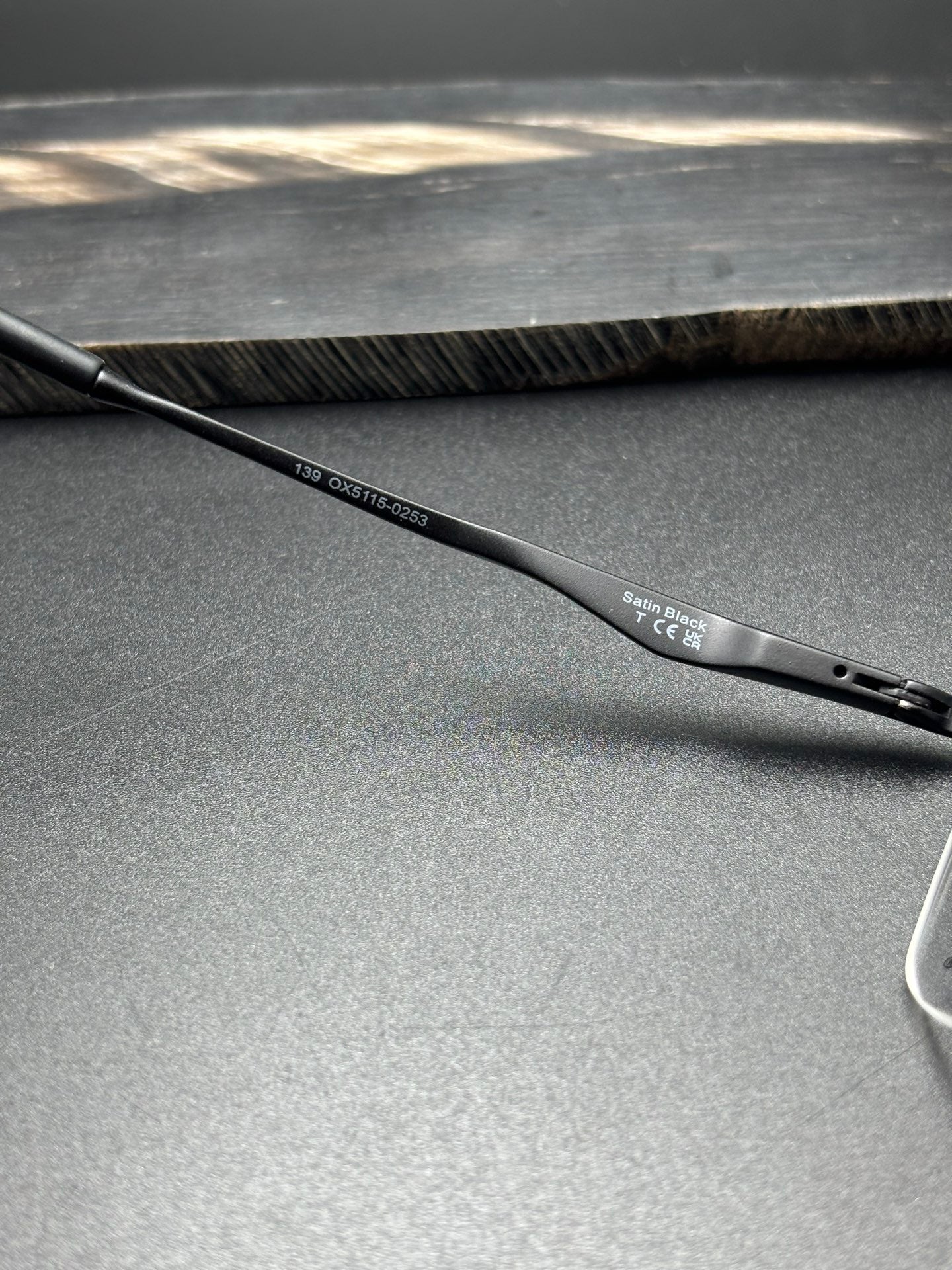 OAKLEY WINGFOLD無框超輕純鈦 OX5115