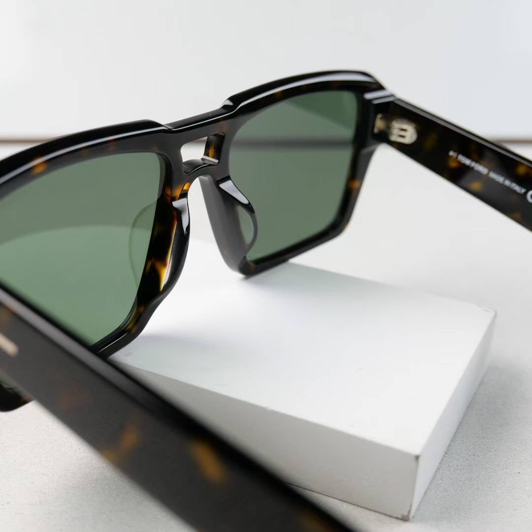 TOM FORD 太陽眼鏡 TF 變色墨鏡 FT1153 SIZE 56口19-145