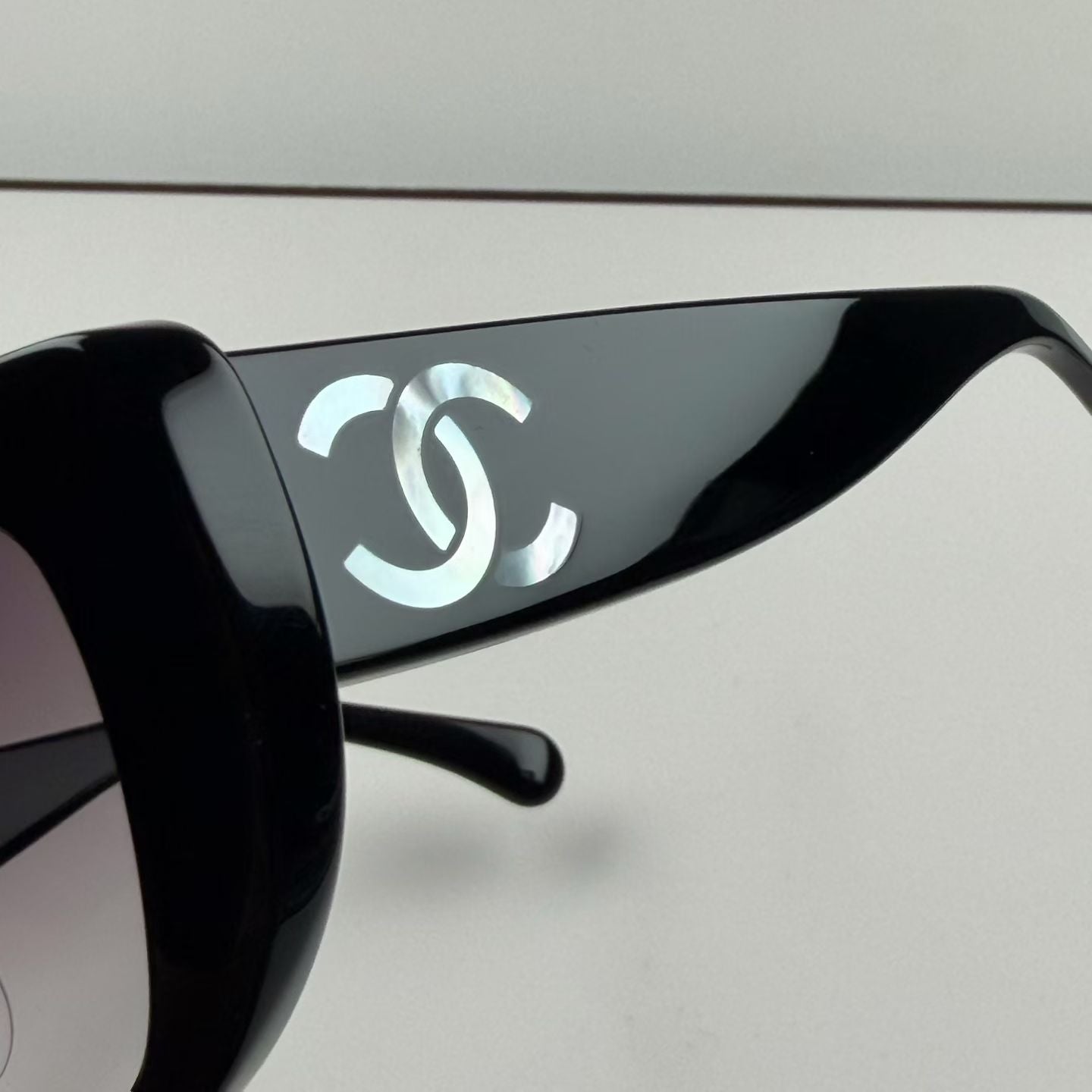 當季新款 CHANEL 漸進色鏡片A71766墨鏡 尺寸54-17