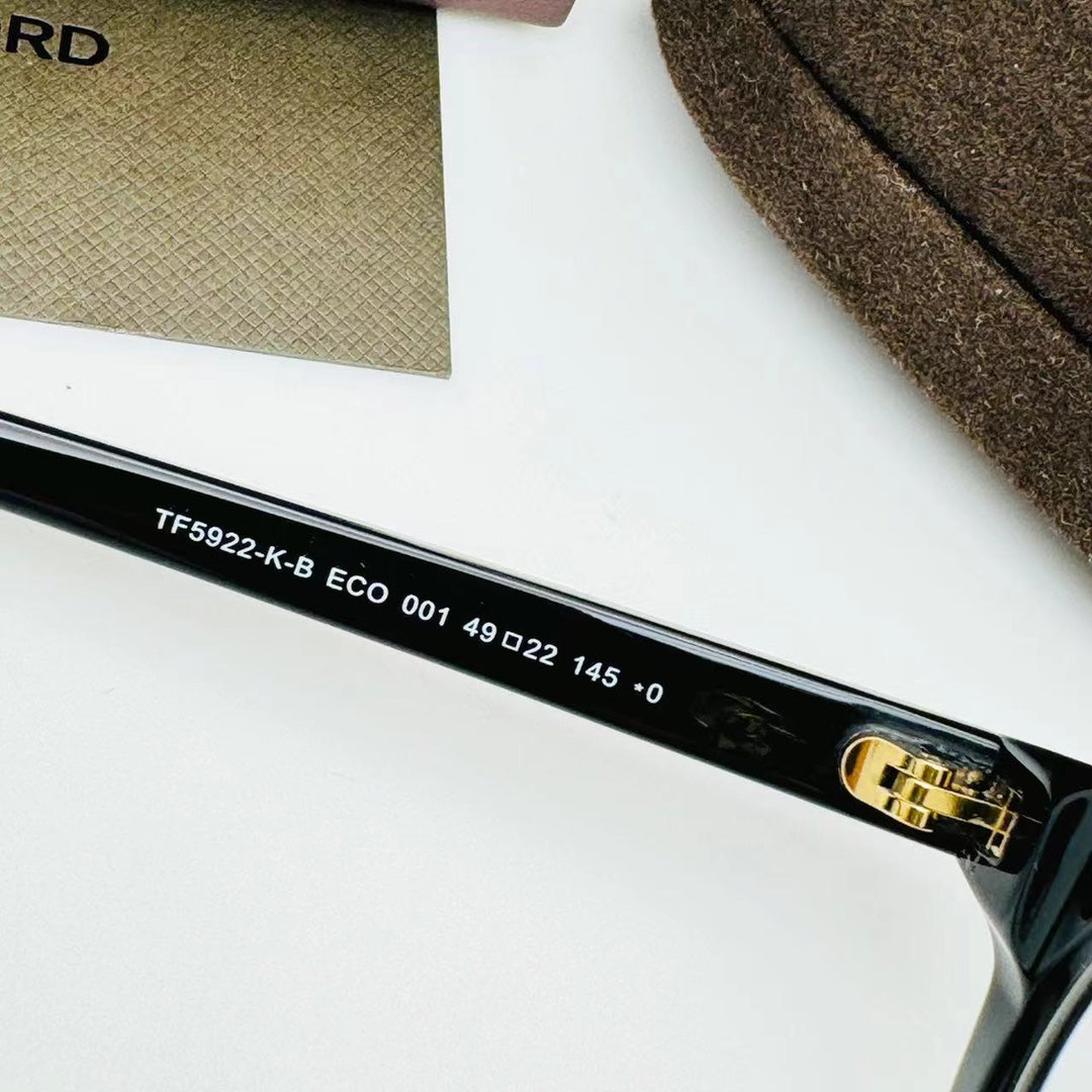 TOMFORD TF5922 尺寸 49口22-145