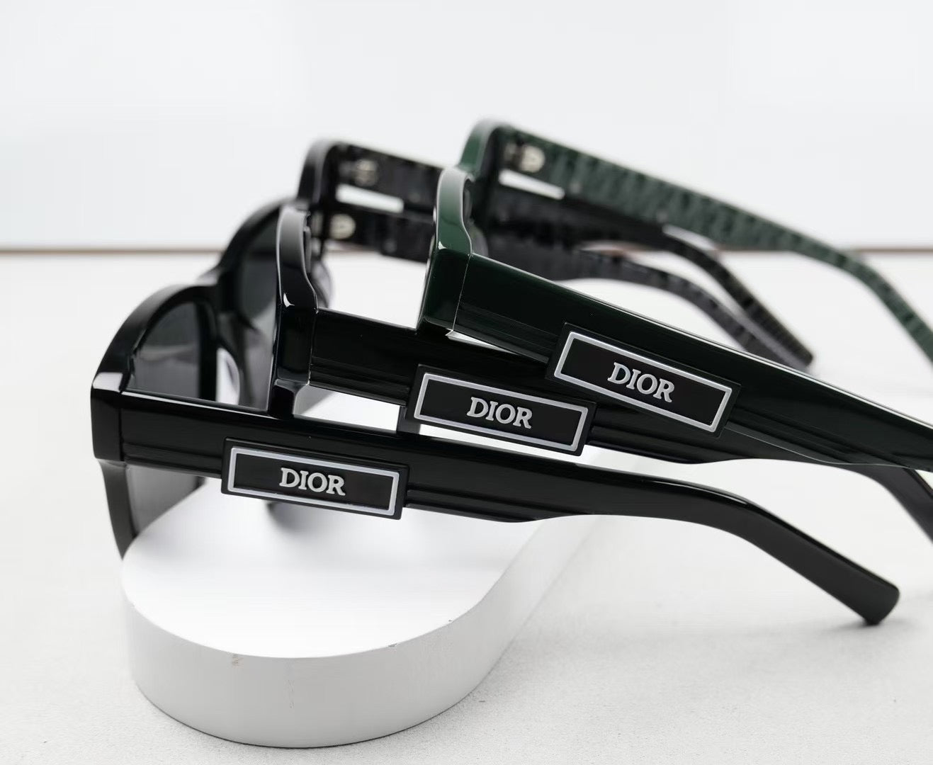 Dior B23 58-20-145