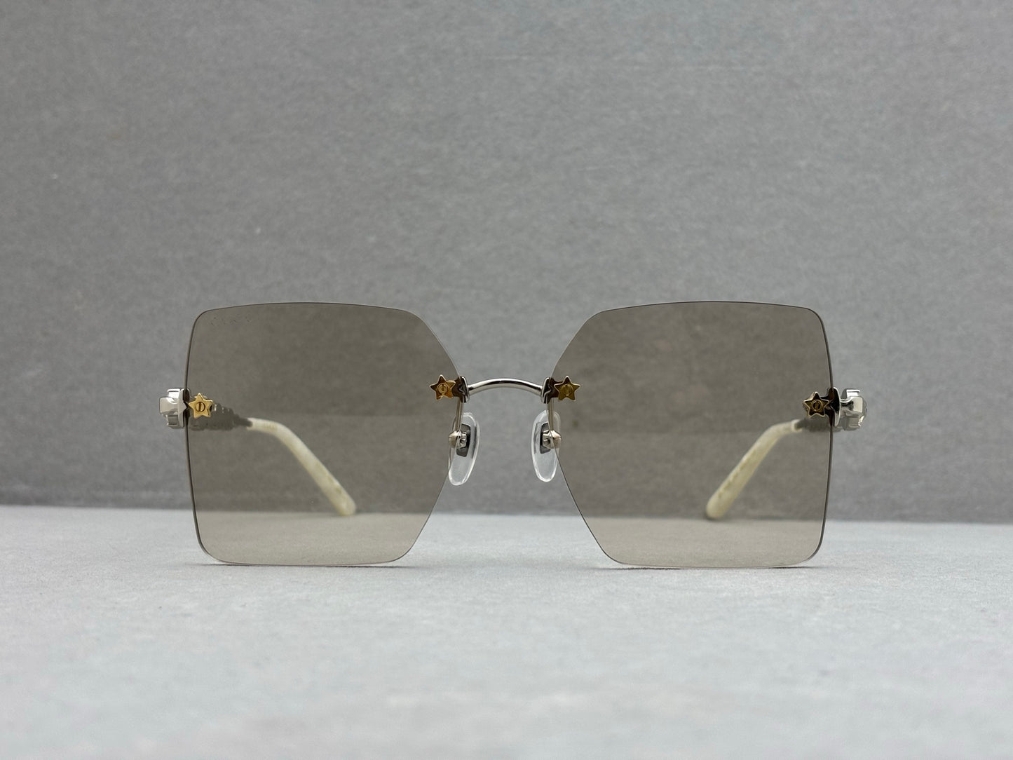 GUCCI GG0644S 女款無框太陽眼鏡 五角星鑲嵌水晶鑽石 size：56-16-140