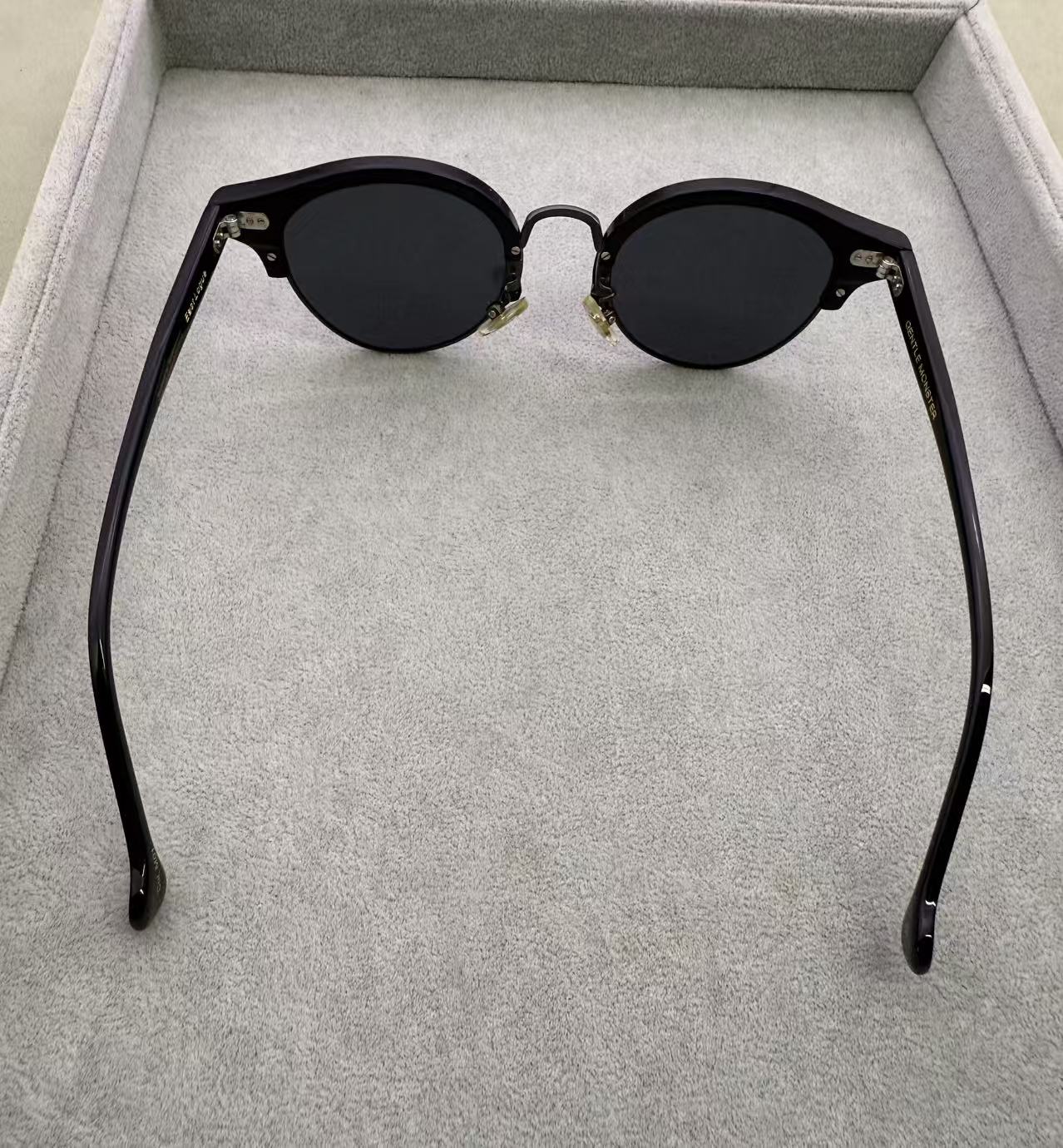 GENTLE MONSTER GMEast Logue 女士 黑色 墨鏡 尺寸49.6-20-142