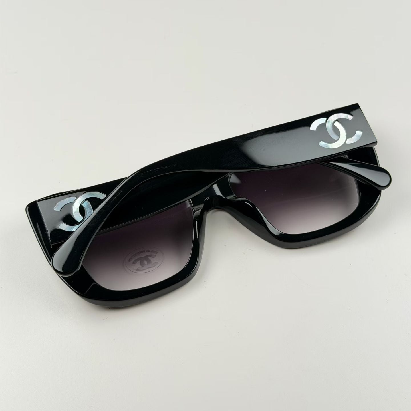 當季新款 CHANEL 漸進色鏡片A71767墨鏡 尺寸53-17