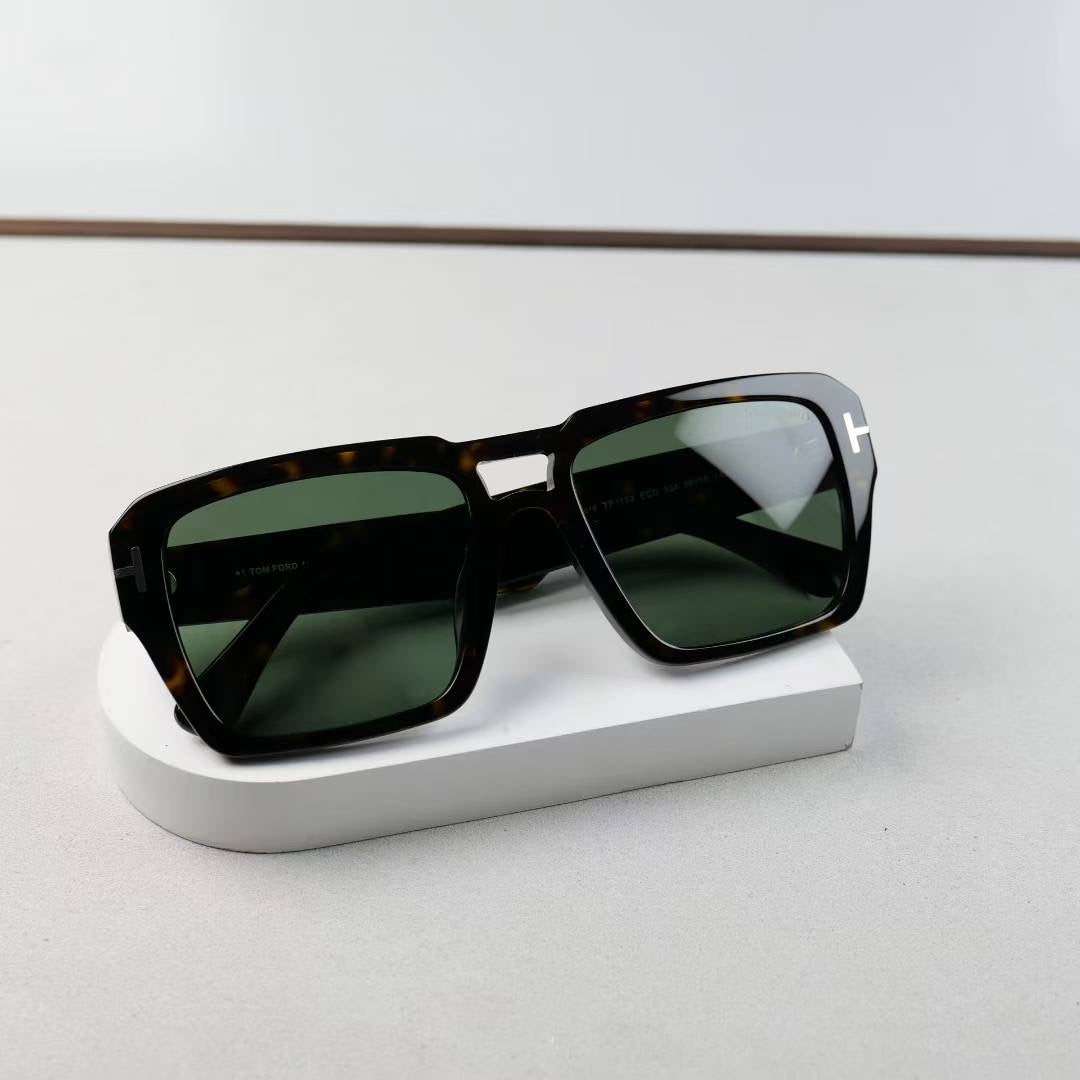 TOM FORD 太陽眼鏡 TF 變色墨鏡 FT1153 SIZE 56口19-145