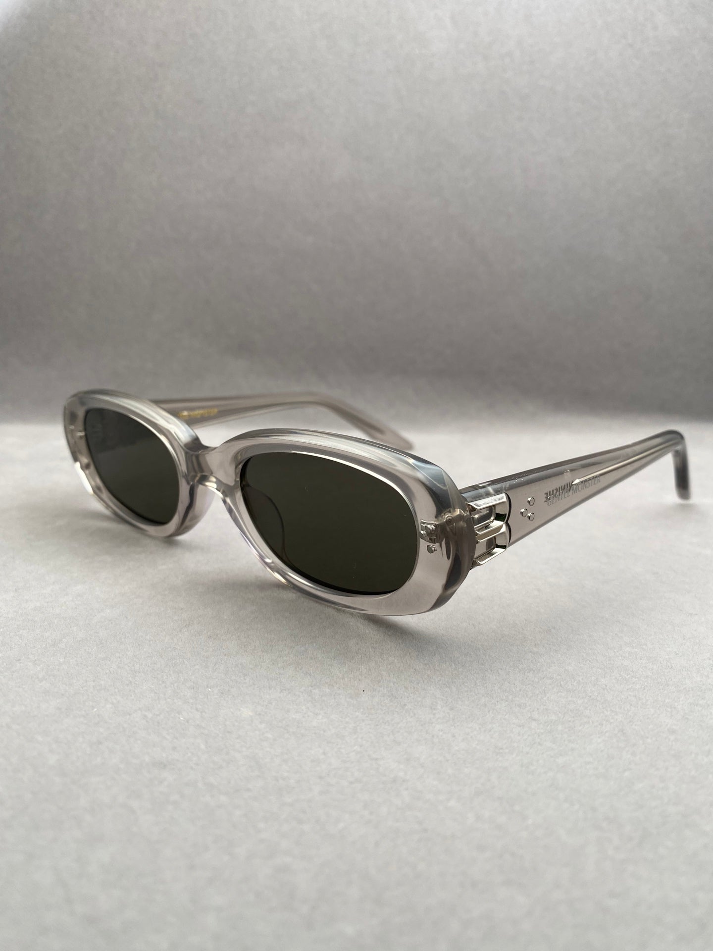 GENTLE MONSTER，ninishe，尺寸 54口22-147